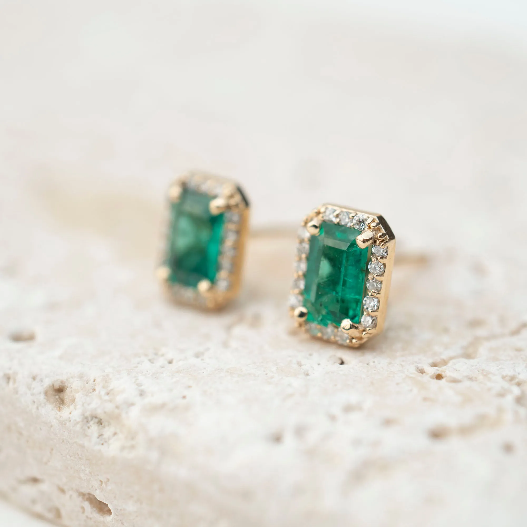 14k Emerald Halo Studs .16 CTW