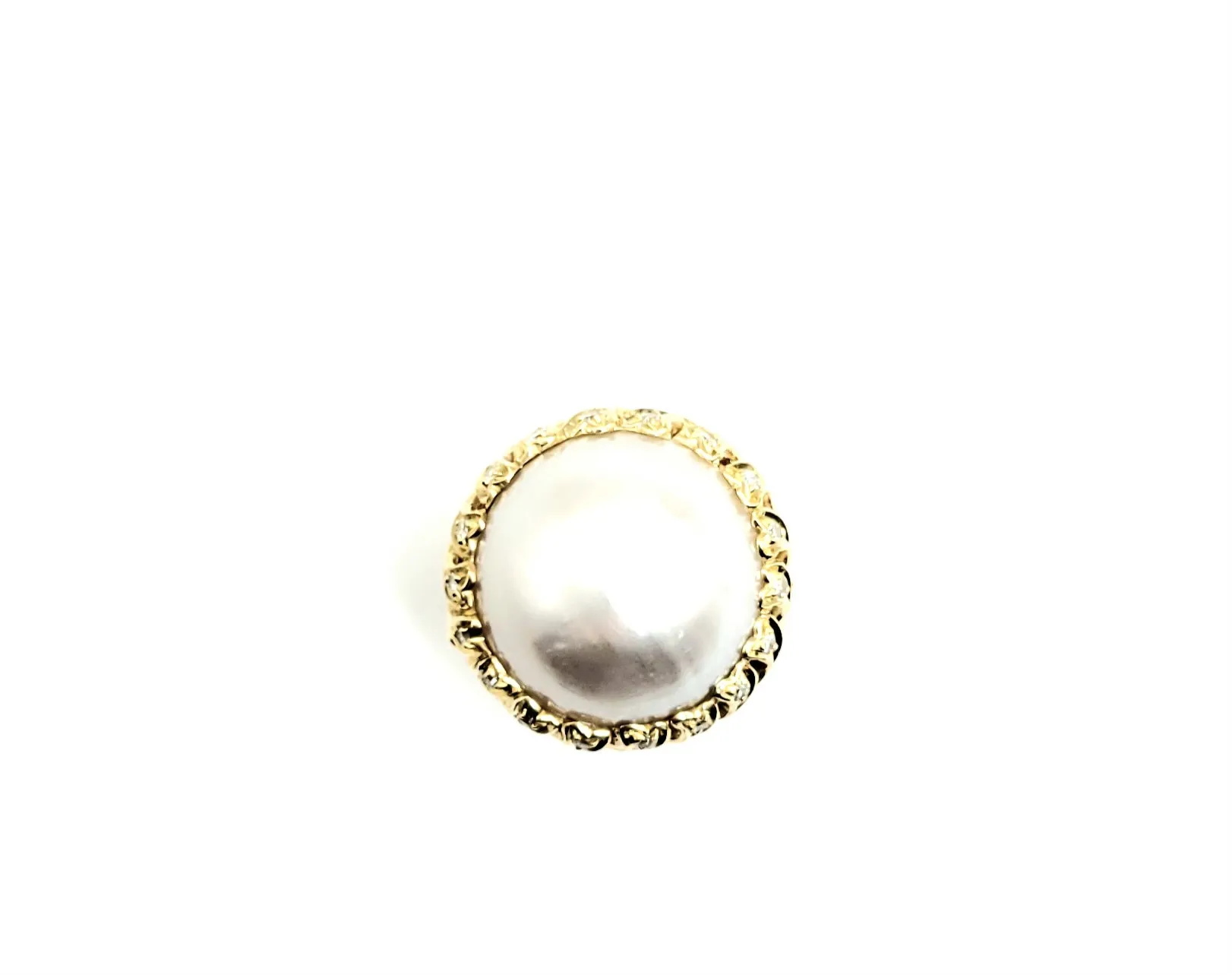 14kt Yellow Gold  1/3 ctw Dimonds Pearl Cutout Ring