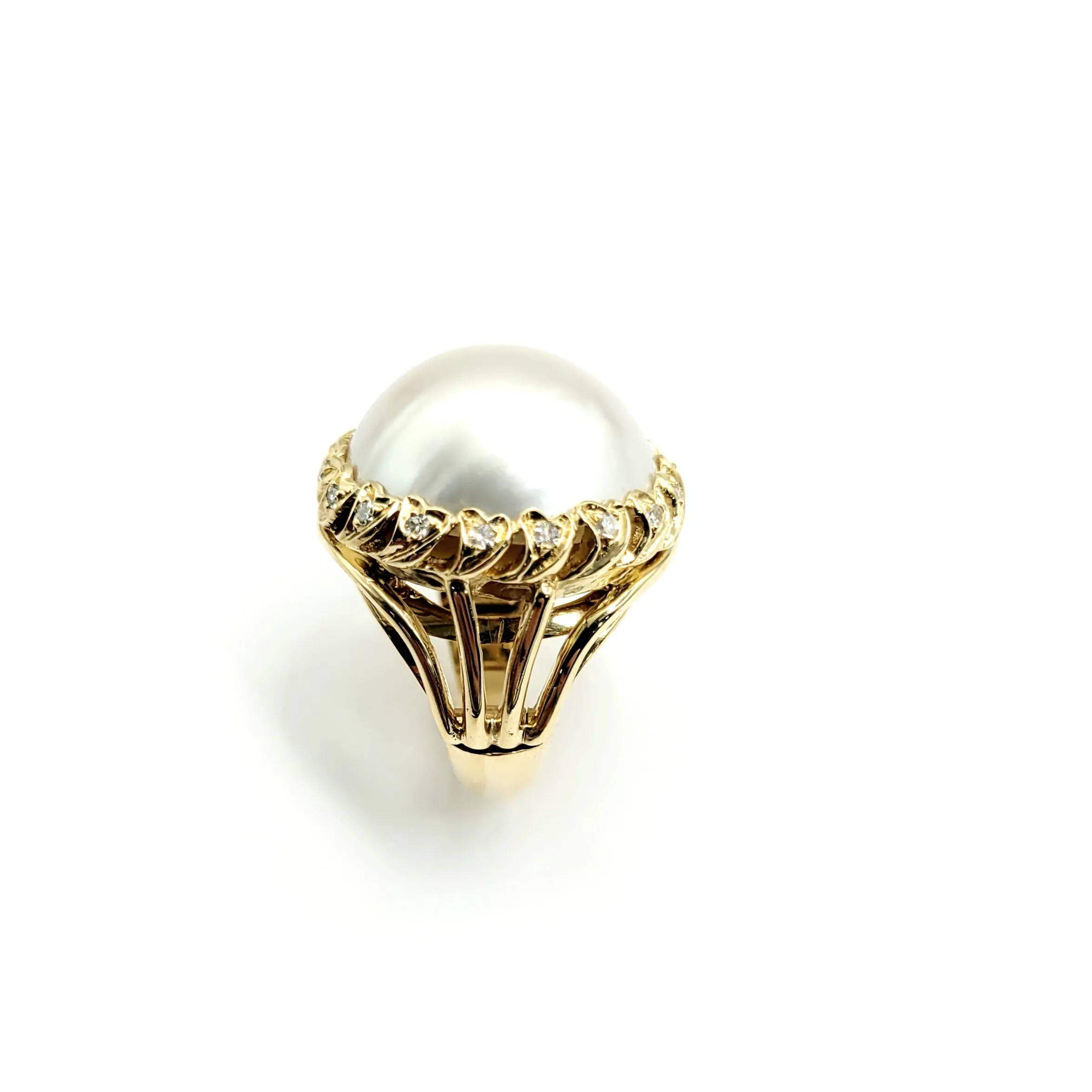 14kt Yellow Gold  1/3 ctw Dimonds Pearl Cutout Ring