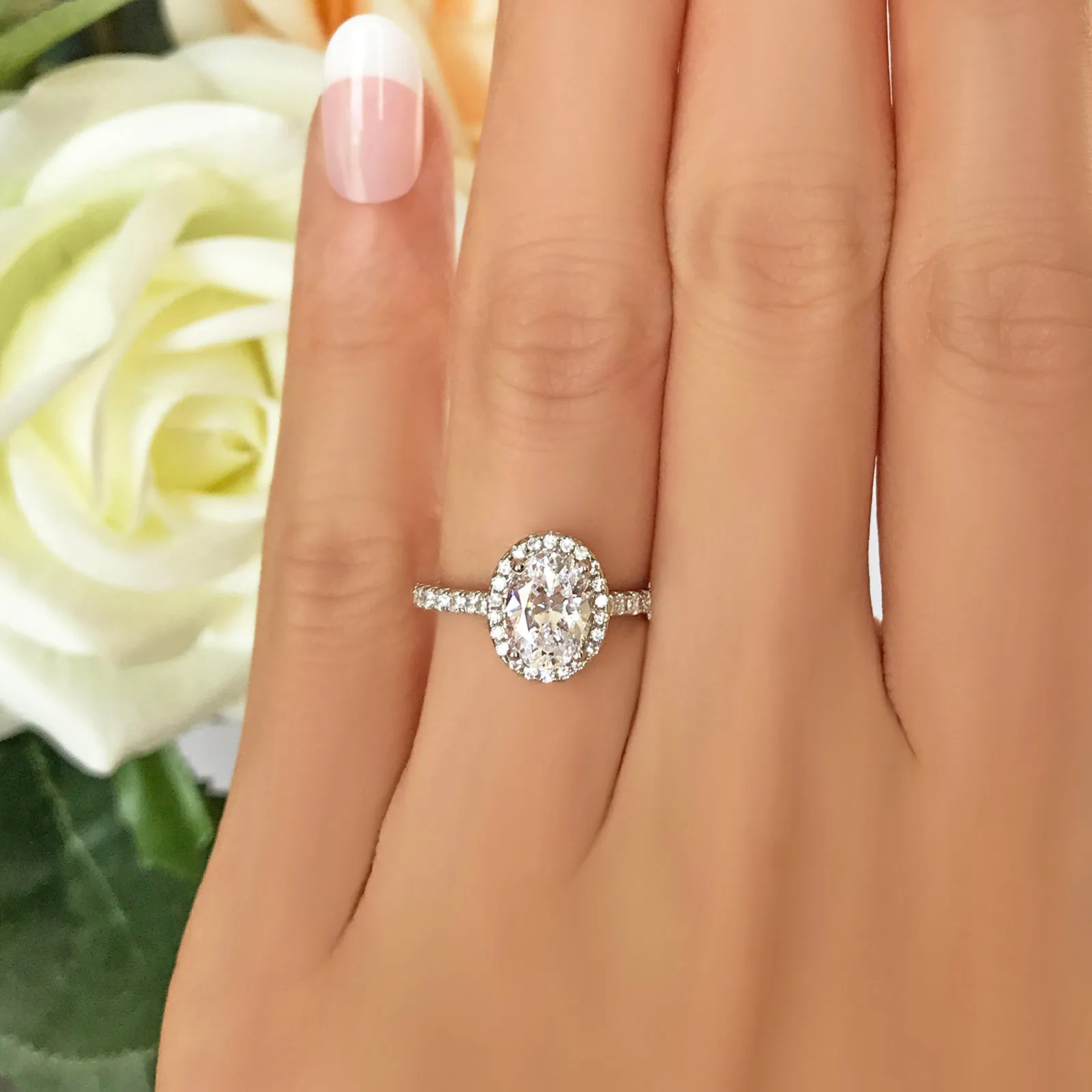 1.5 ctw Oval Halo Ring