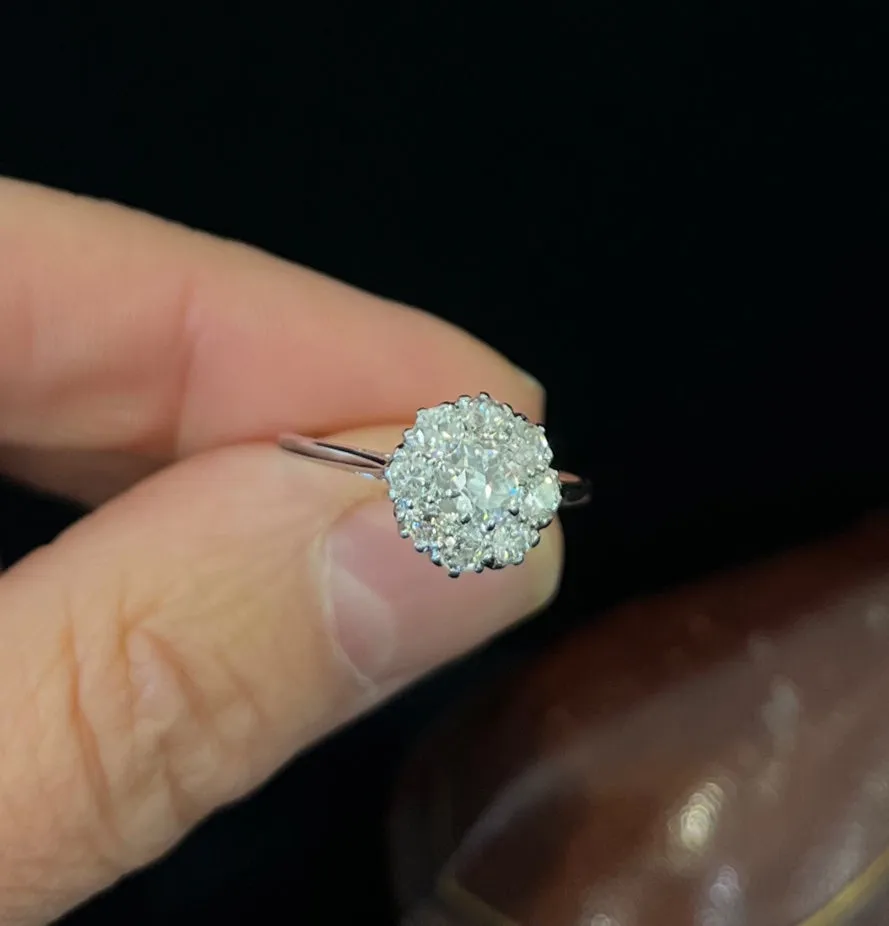 1930s Diamond Daisy Cluster Ring