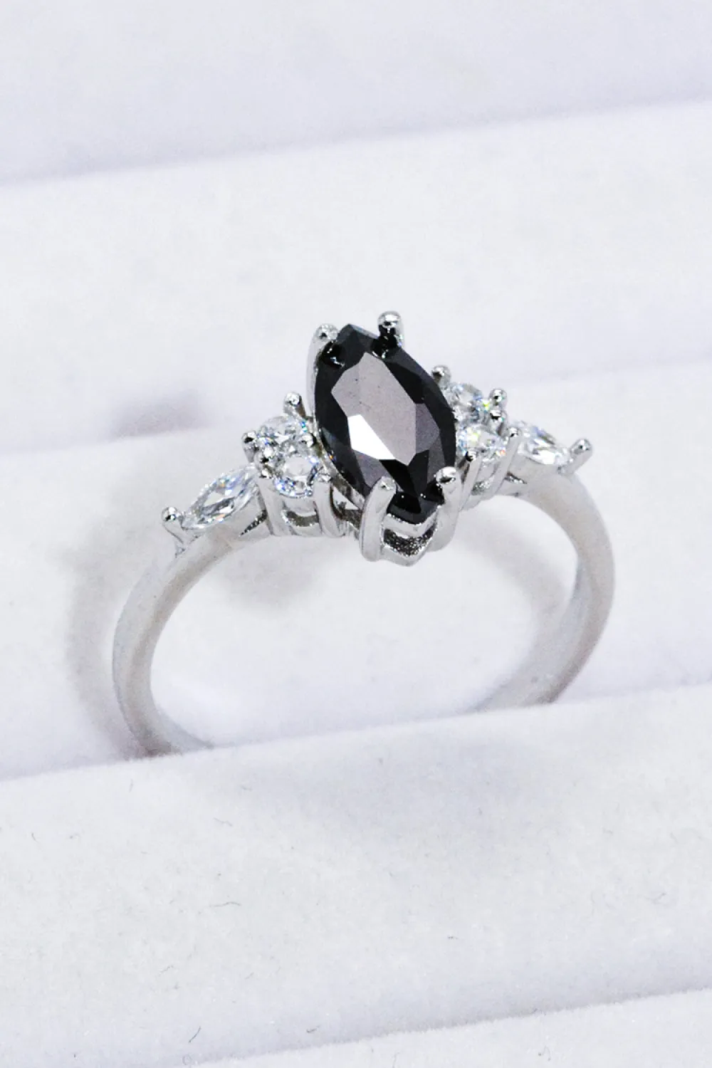 925 Sterling Silver Black Agate Ring