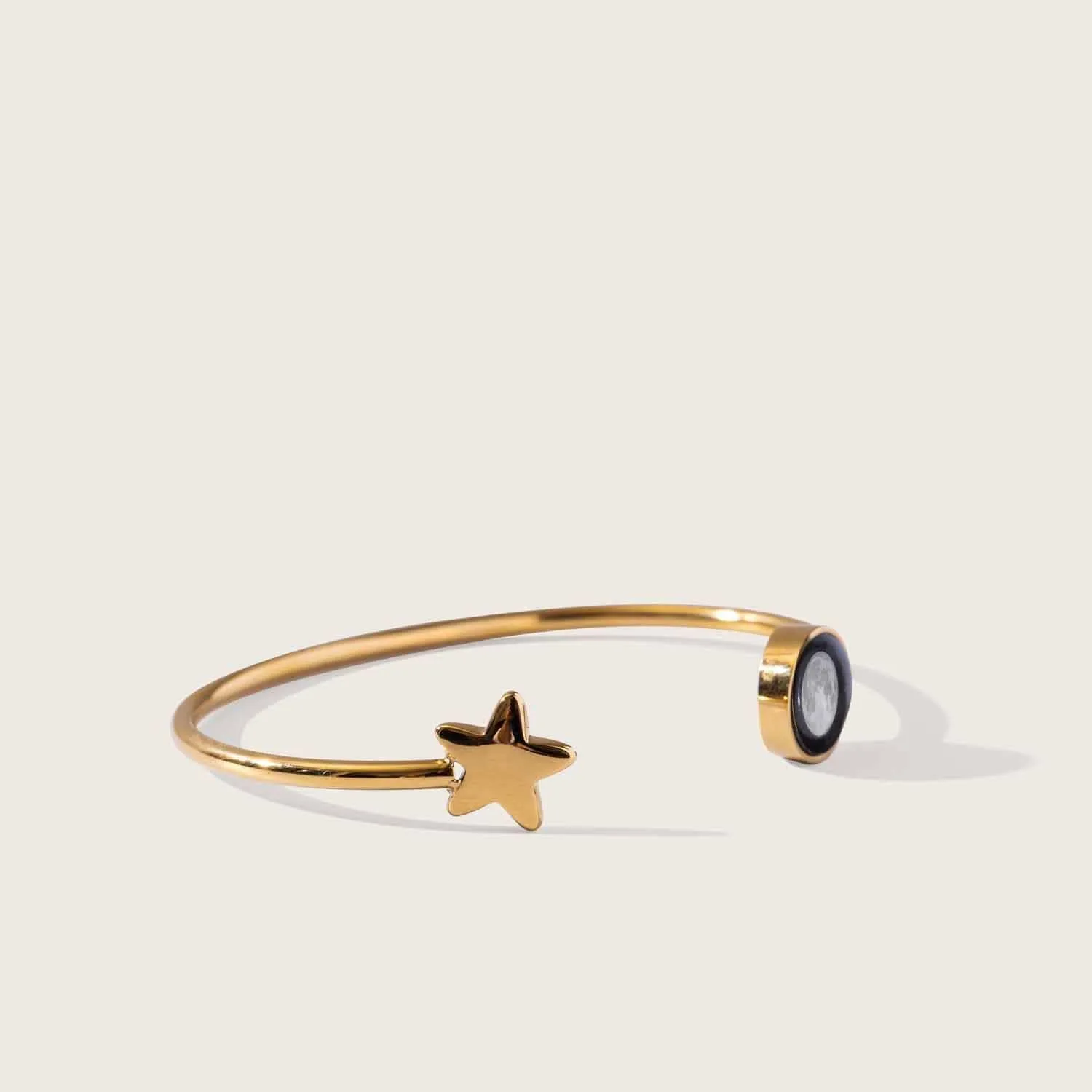 Crépuscule Cuff In Gold