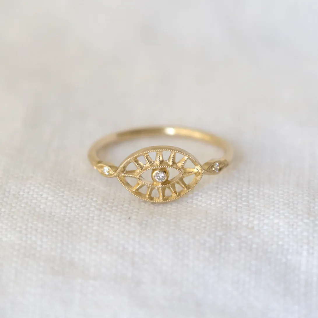 Eye Ray Ring