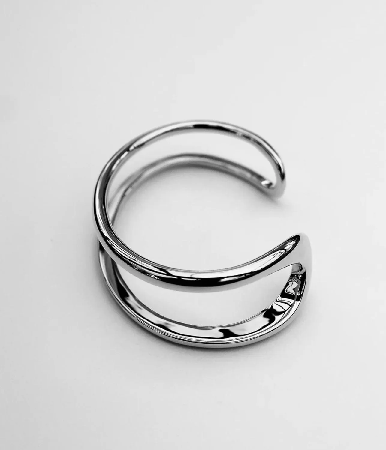 FORMATION WRIST CUFF- SILVER