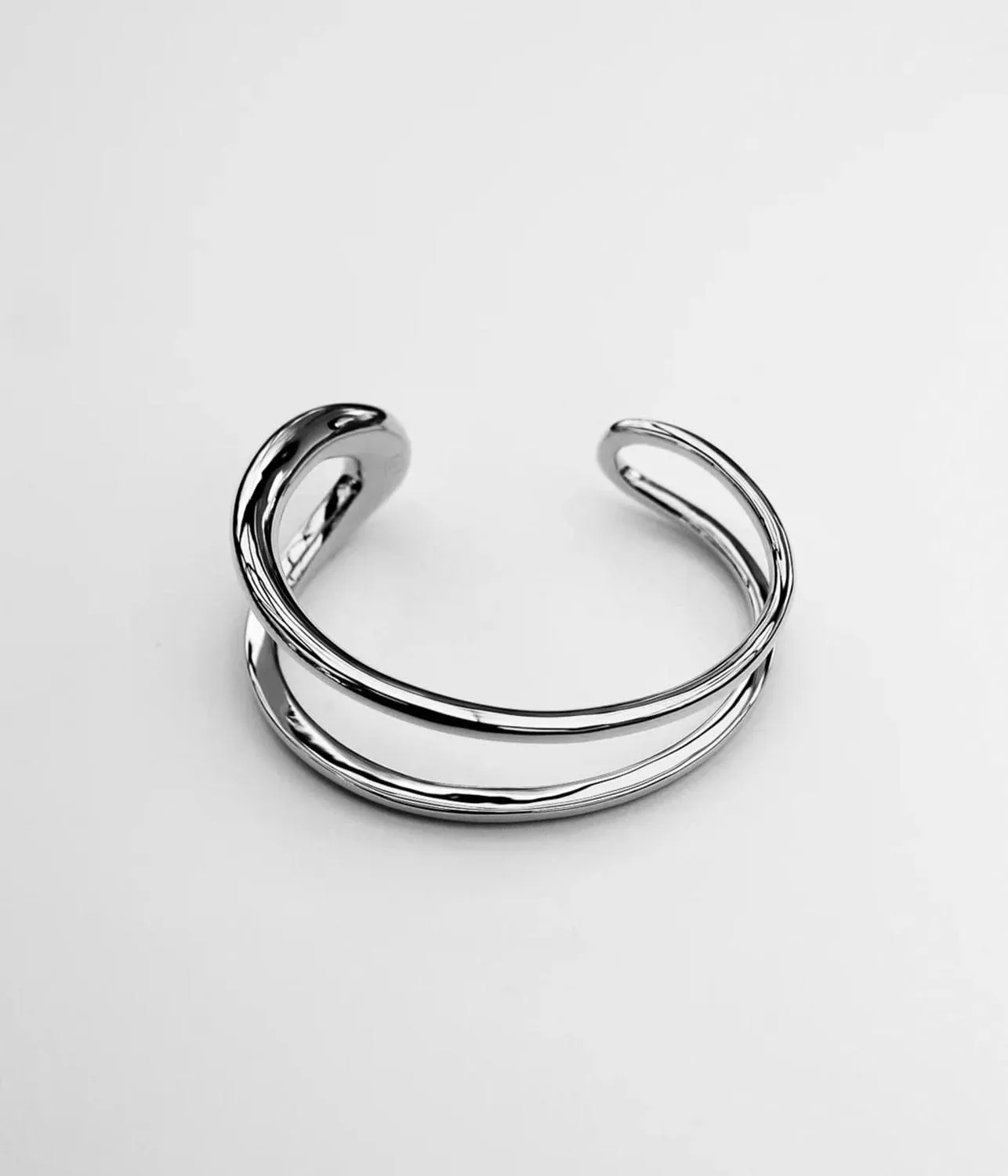 FORMATION WRIST CUFF- SILVER