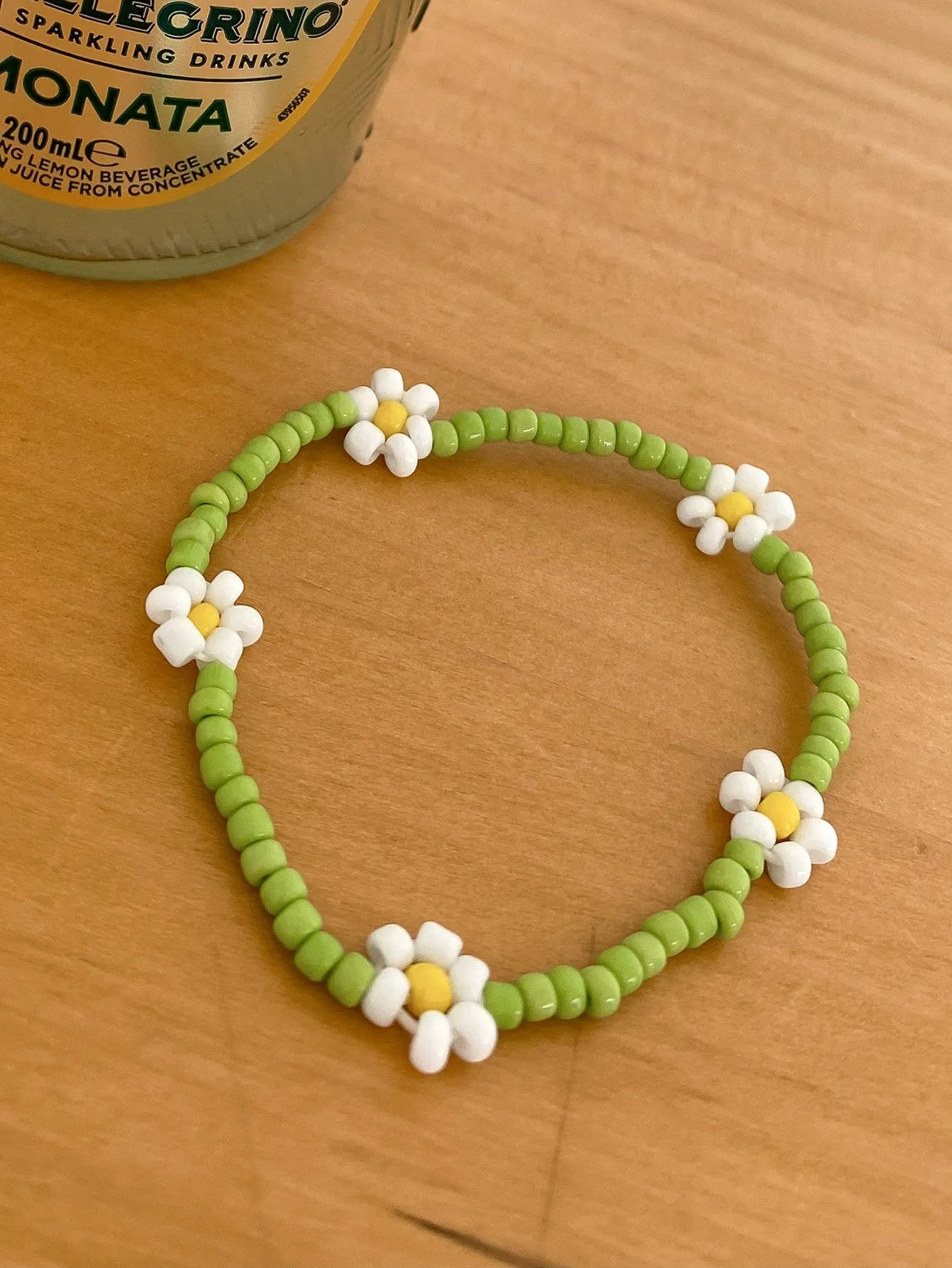 Green Daisy Beaded Flower Decor Bracelet Women Bracelet Stackable Bracelet