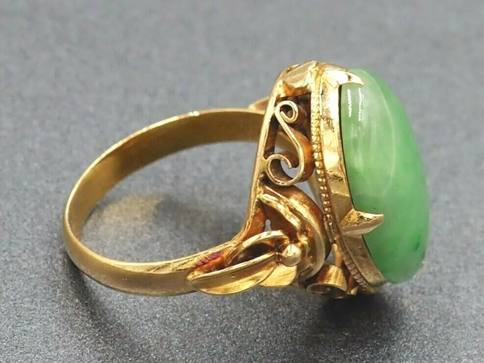 Jadeite 9ct Yellow Gold Ring