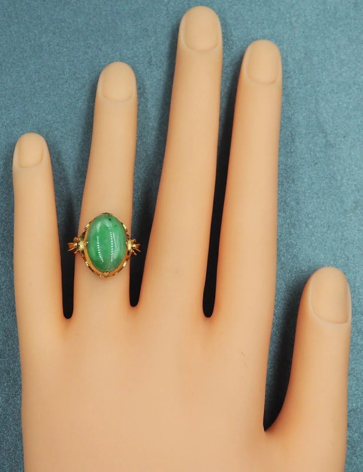 Jadeite 9ct Yellow Gold Ring