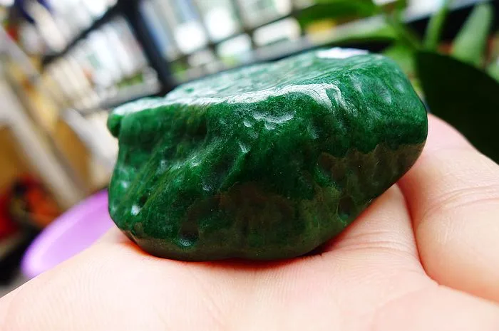 Natural Jade Rough Jadeite Raw (120g,6X5.3X2.1cm)