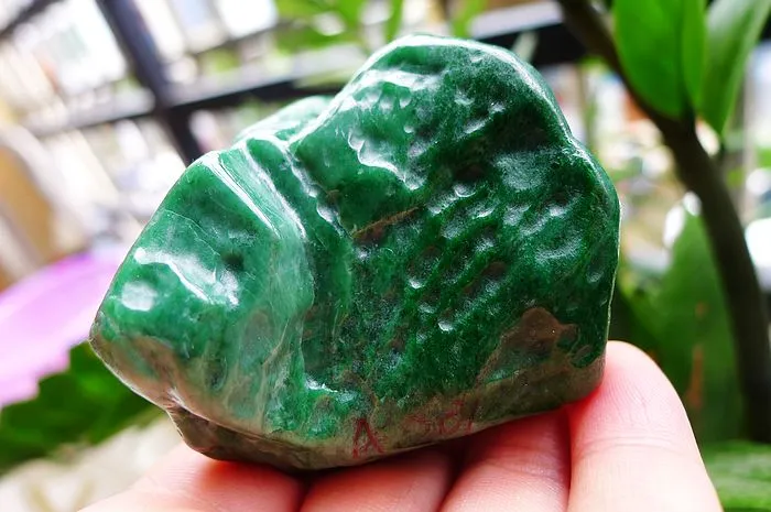 Natural Jade Rough Jadeite Raw (120g,6X5.3X2.1cm)