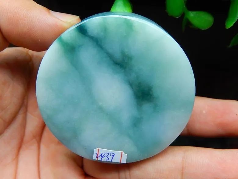 Natural Jade Rough Jadeite Raw (126g, 52X52X17mm)