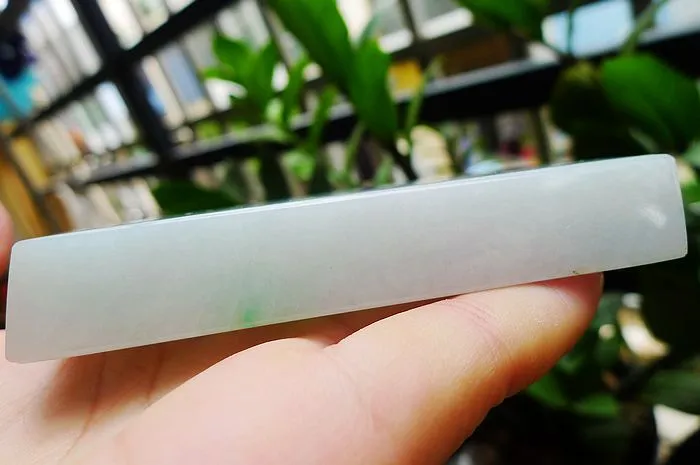 Natural Jade Rough Jadeite Raw (202g,9.6X4.9X1.6cm)