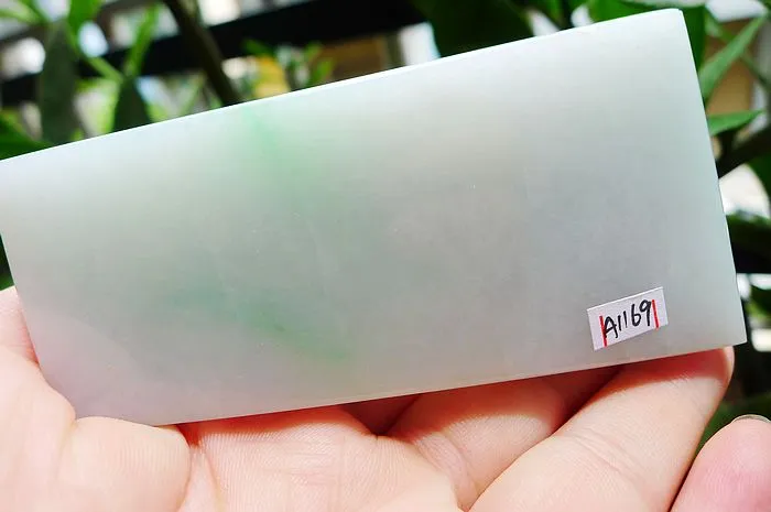 Natural Jade Rough Jadeite Raw (202g,9.6X4.9X1.6cm)