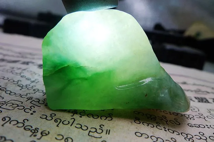 Natural Jade Rough Jadeite Raw (39g,4.6X2.7X2.5cm)