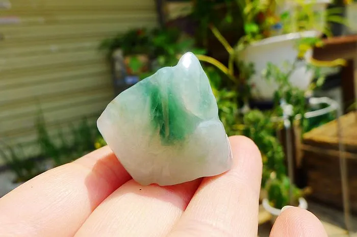 Natural Jade Rough Jadeite Raw (39g,4.6X2.7X2.5cm)