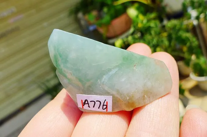 Natural Jade Rough Jadeite Raw (39g,4.6X2.7X2.5cm)