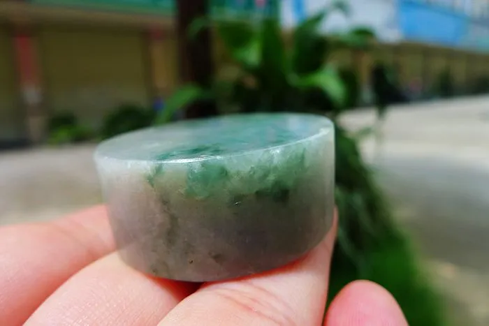 Natural Jade Rough Jadeite Raw (59g,3.7X1.55cm)