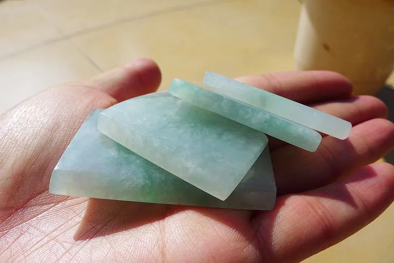 Natural Jade Rough Jadeite Raw 82g