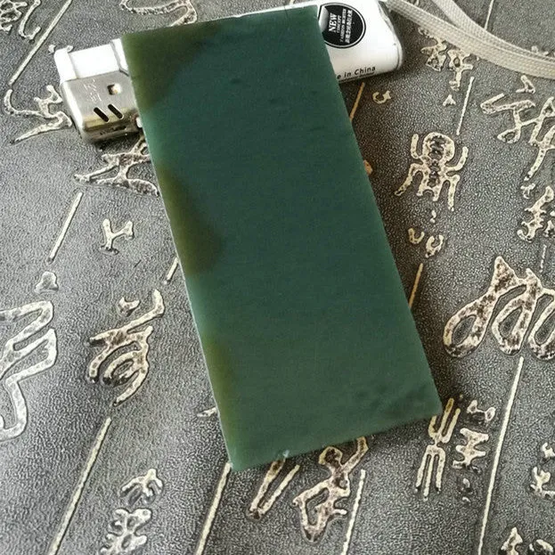 Natural Kunlun Jade Rough Nephrite Raw (130g, 92X43X11mm)