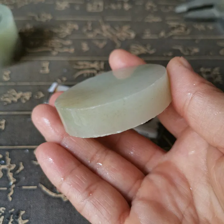 Natural Kunlun Jade Rough Nephrite Raw (79g, 5.2X5.2X1.3cm)