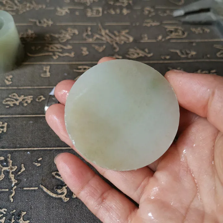 Natural Kunlun Jade Rough Nephrite Raw (79g, 5.2X5.2X1.3cm)