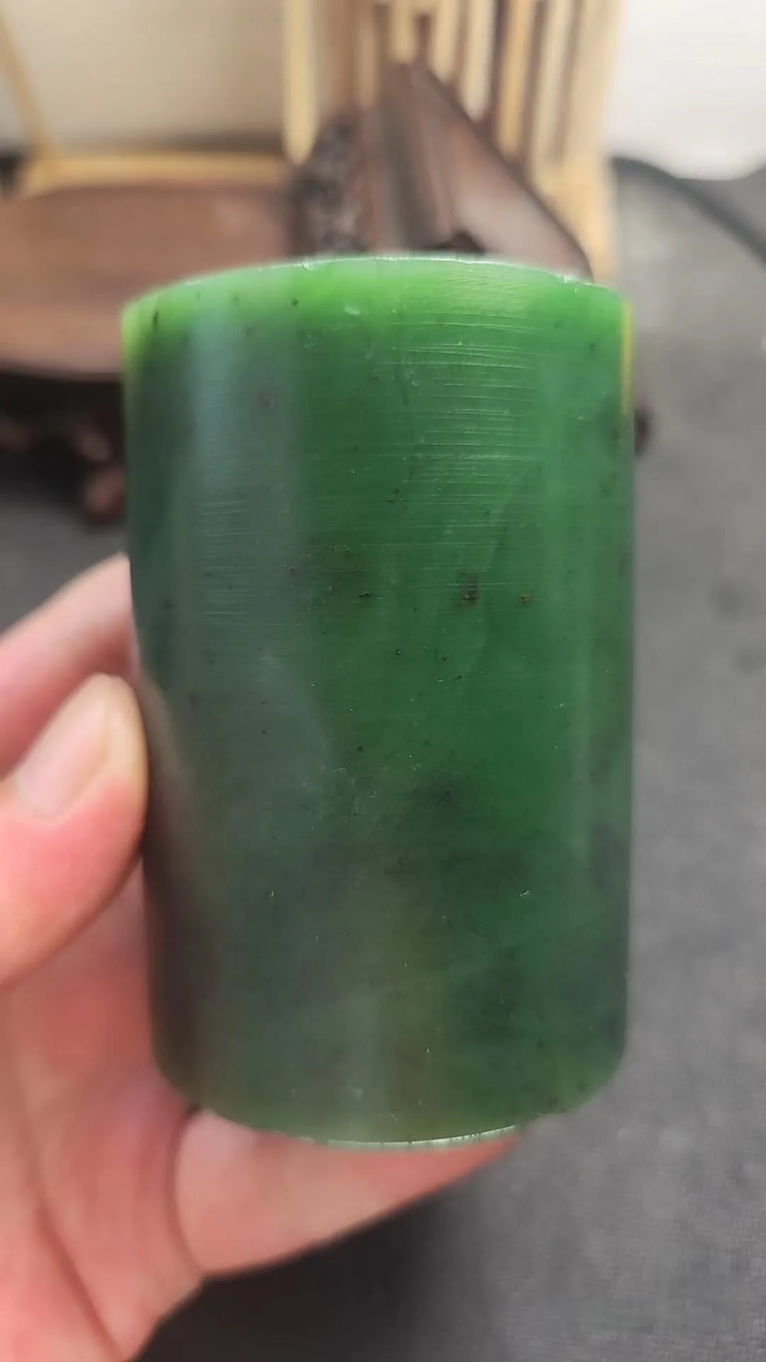 Natural Siberian Jade Rough Nephrite Raw (713g, 5.9X5.9X8.5cm)