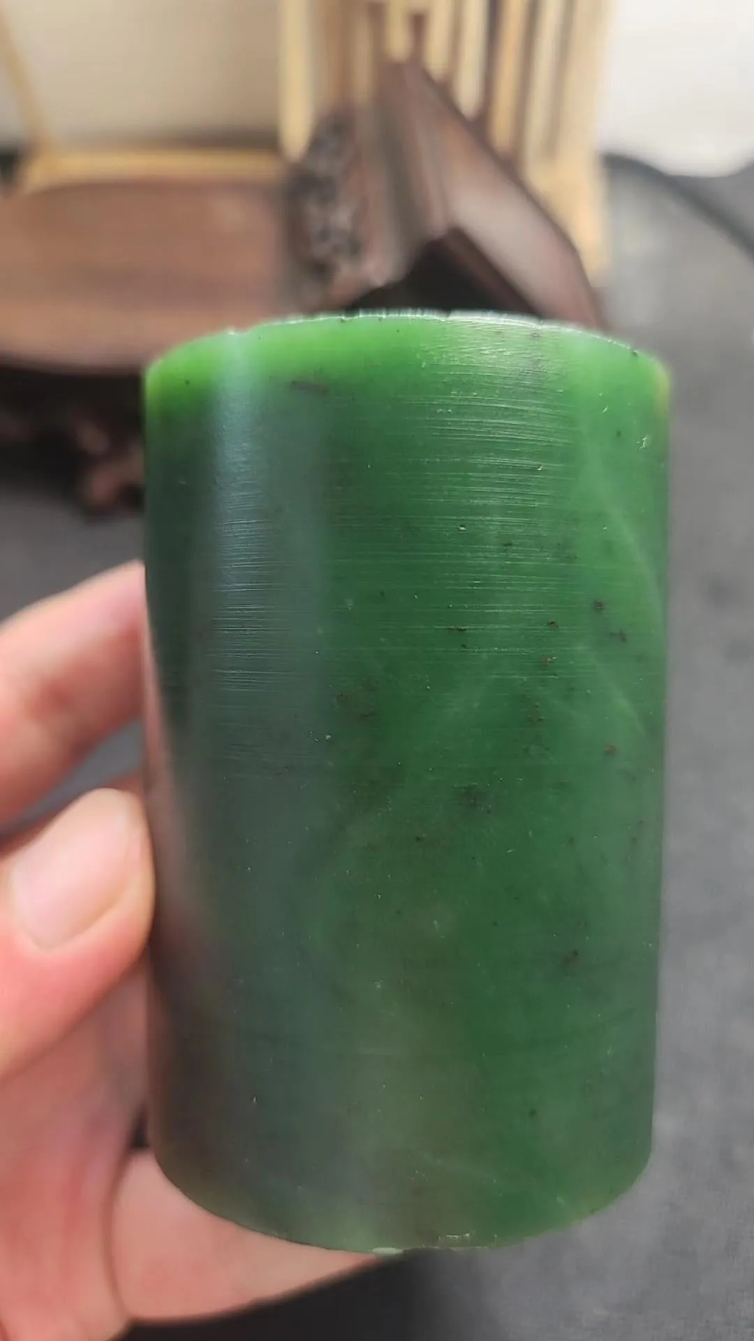 Natural Siberian Jade Rough Nephrite Raw (713g, 5.9X5.9X8.5cm)