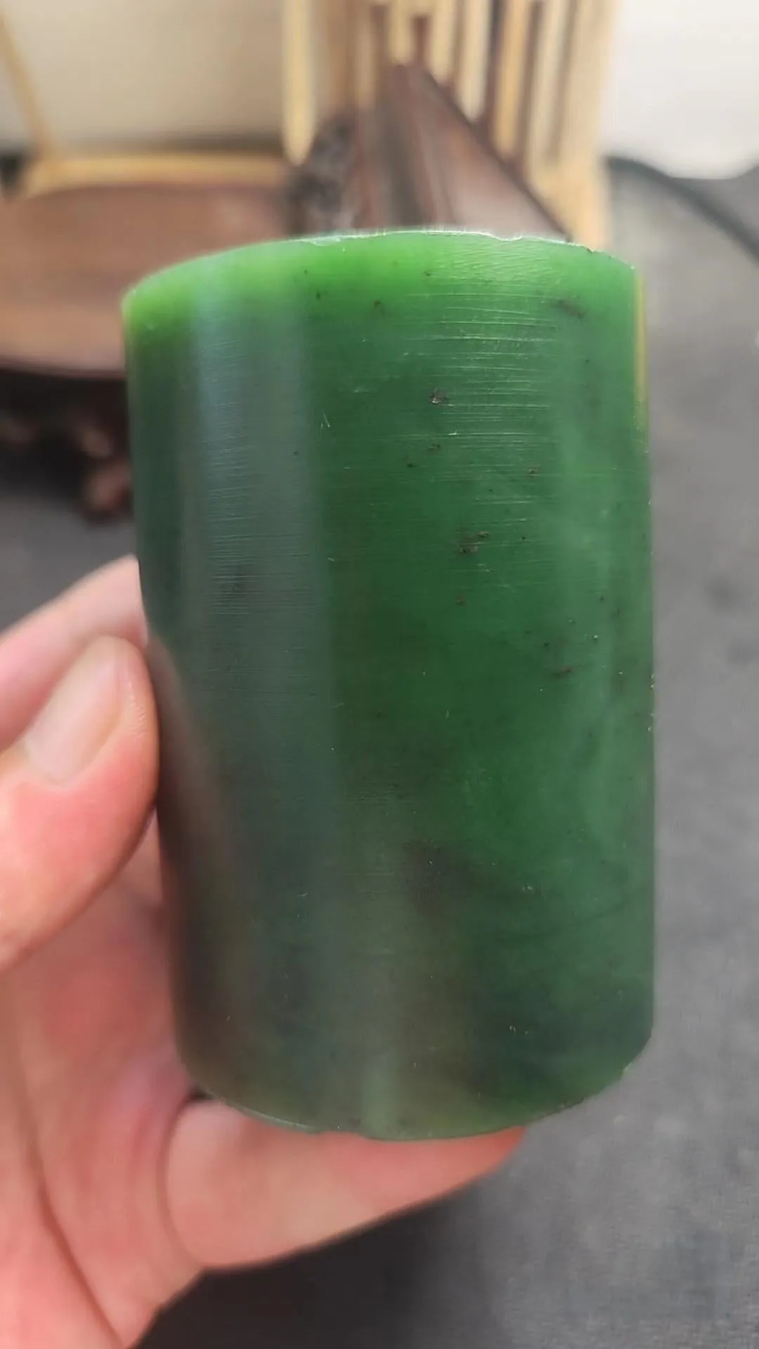 Natural Siberian Jade Rough Nephrite Raw (713g, 5.9X5.9X8.5cm)