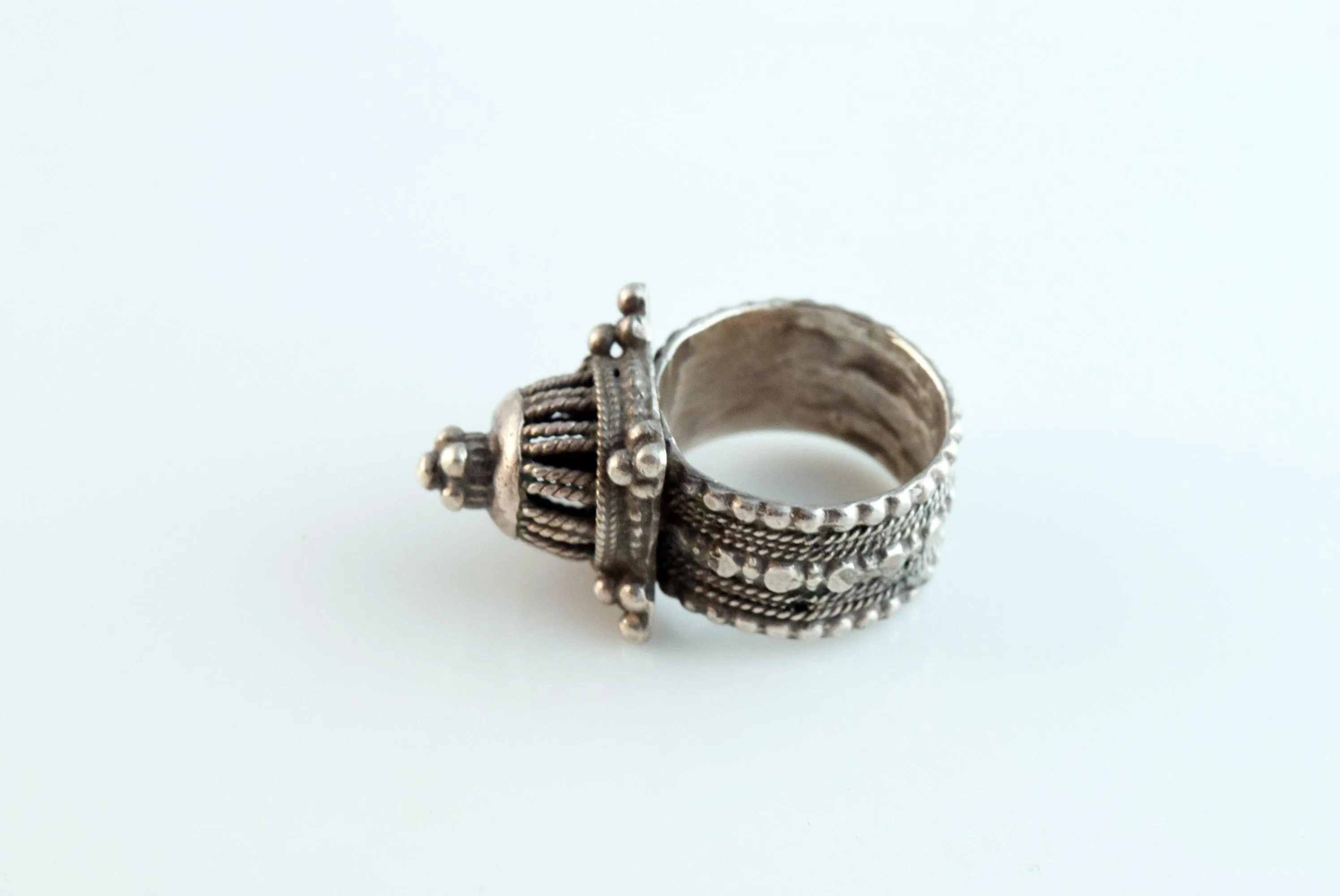 Rare Vintage Silver Omani  Ring