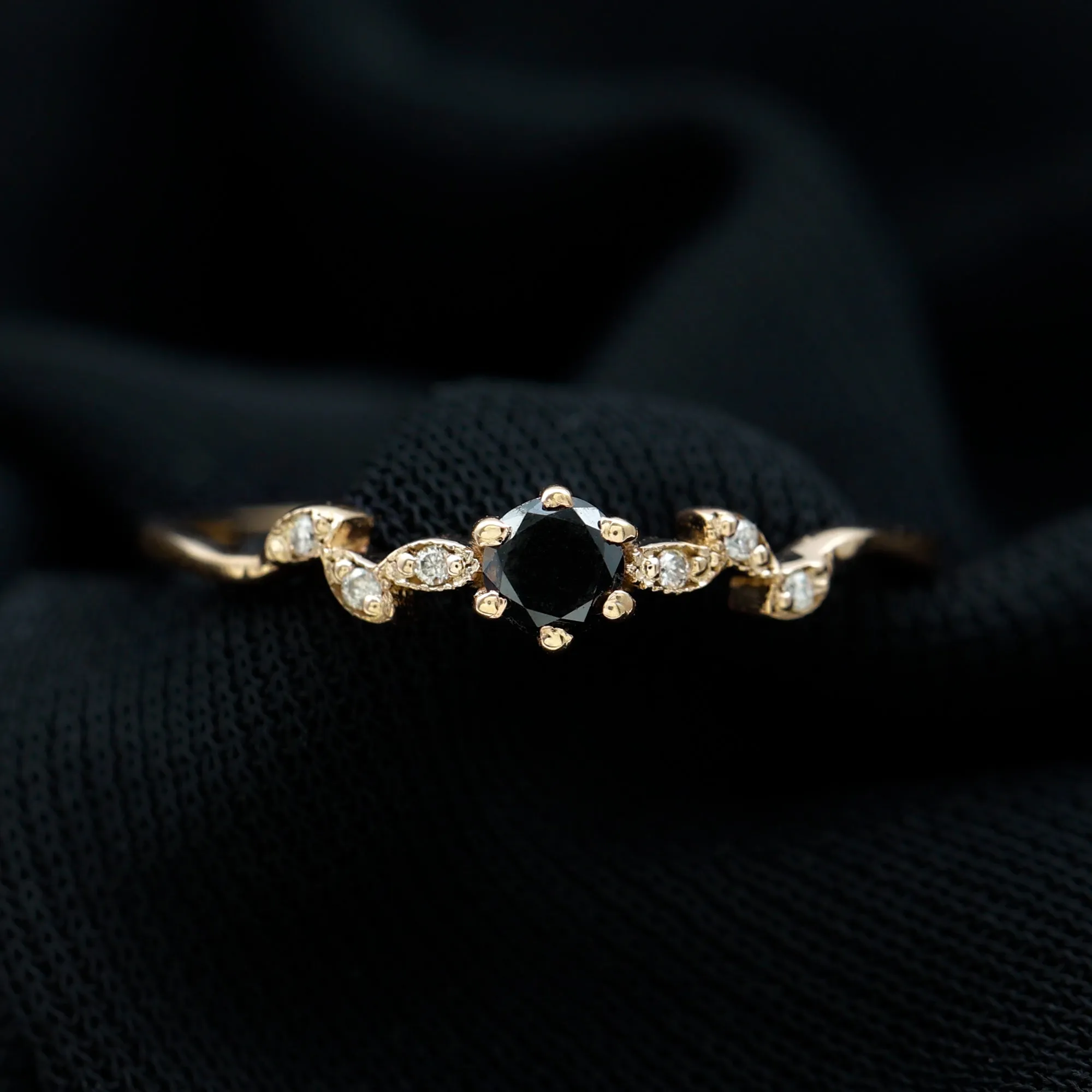 Round Black Spinel Minimal Leaf Promise Ring with Diamond in Gold