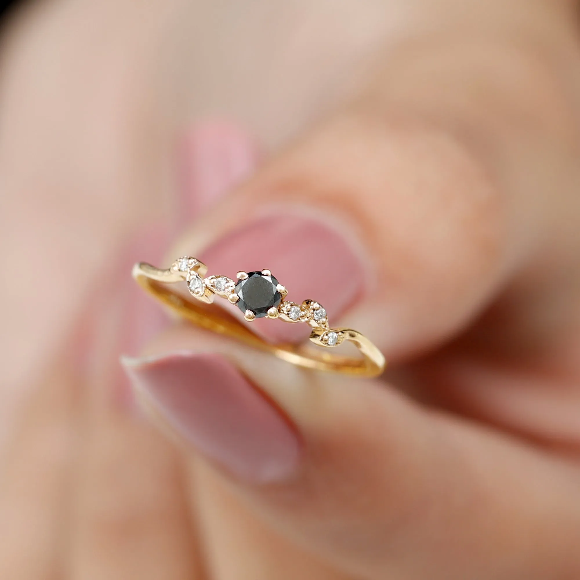 Round Black Spinel Minimal Leaf Promise Ring with Diamond in Gold