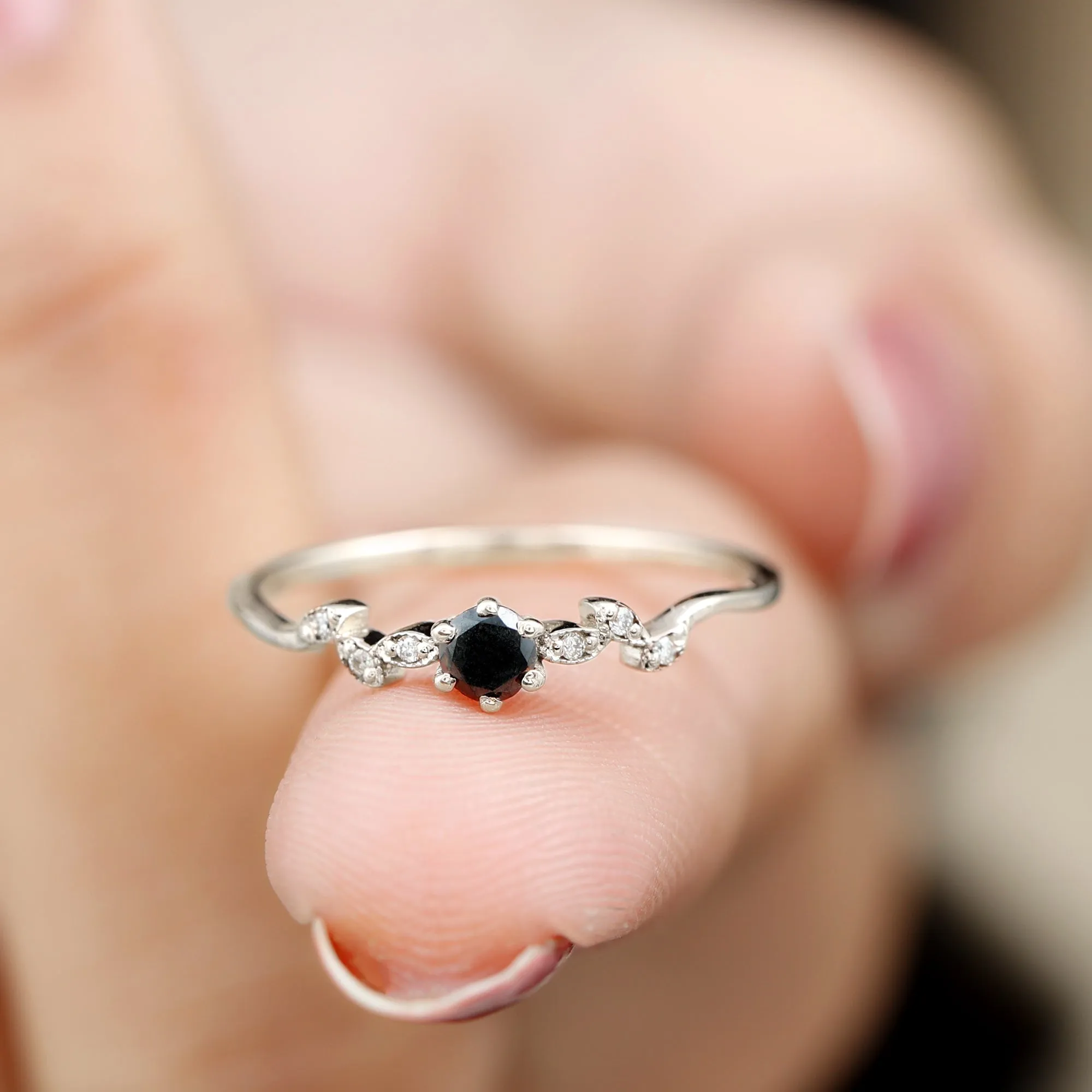 Round Black Spinel Minimal Leaf Promise Ring with Diamond in Gold