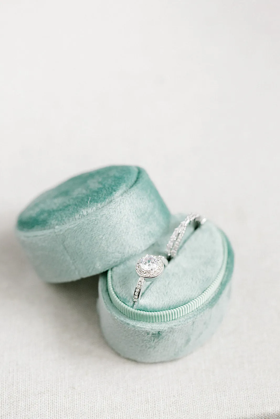 Sage Green Velvet Horizontal Oval Ring Box