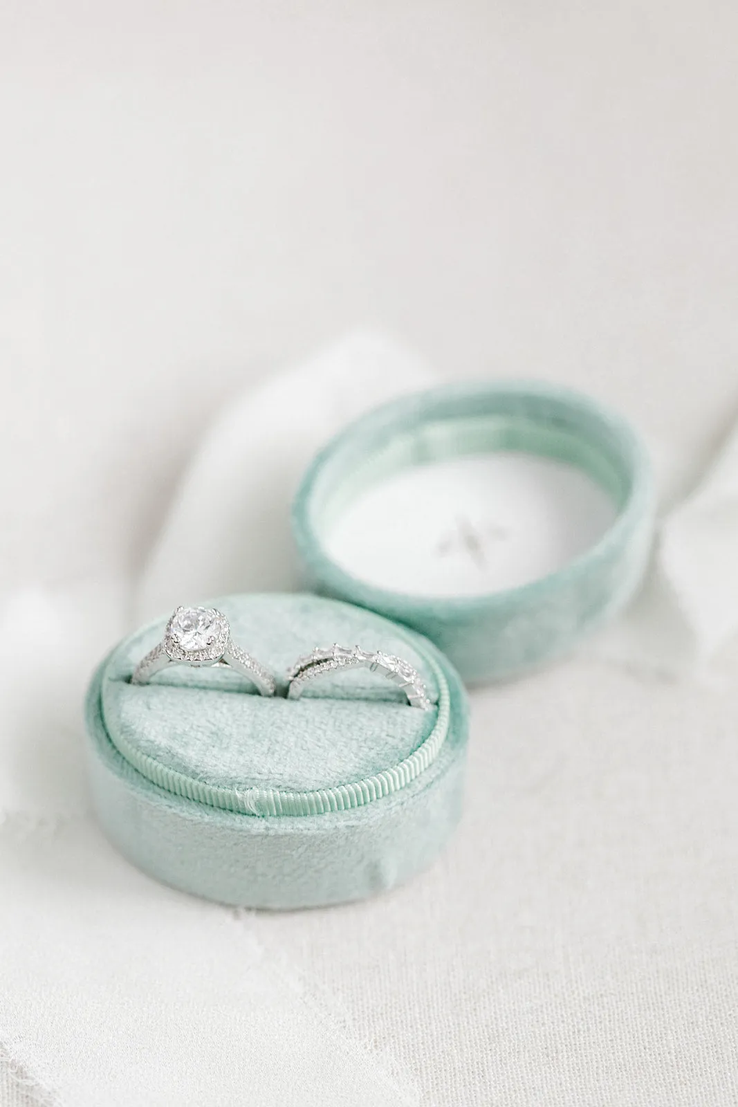 Sage Green Velvet Horizontal Oval Ring Box