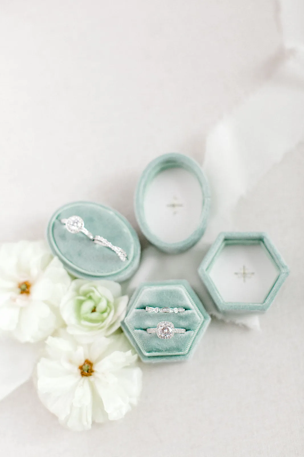 Sage Green Velvet Horizontal Oval Ring Box