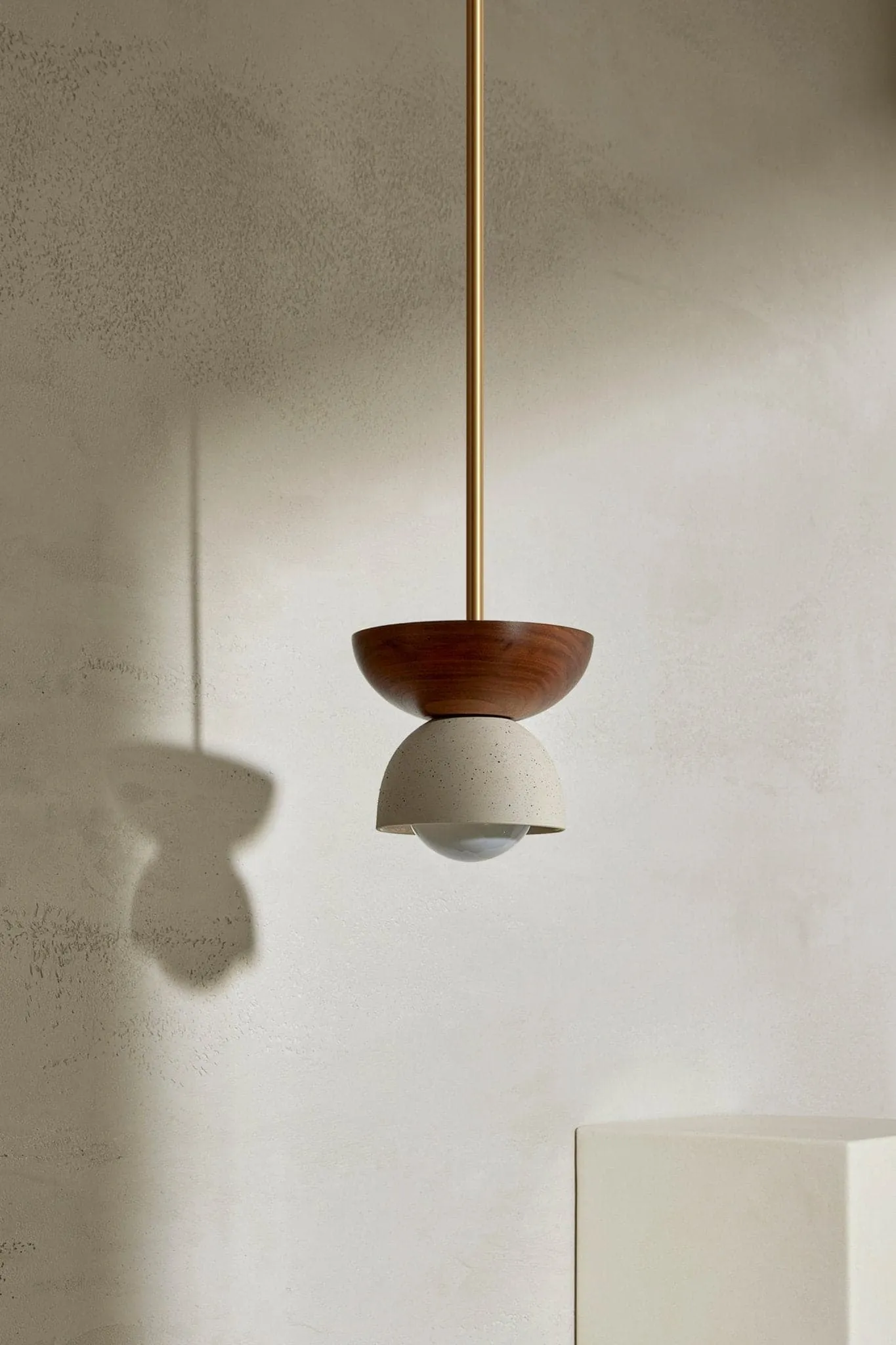 Terra 00 Pendant Light - Solid Rod