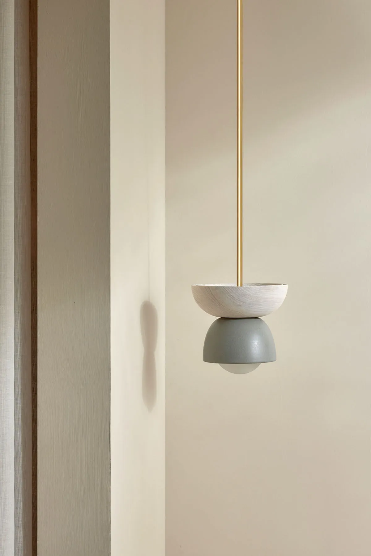 Terra 00 Pendant Light - Solid Rod