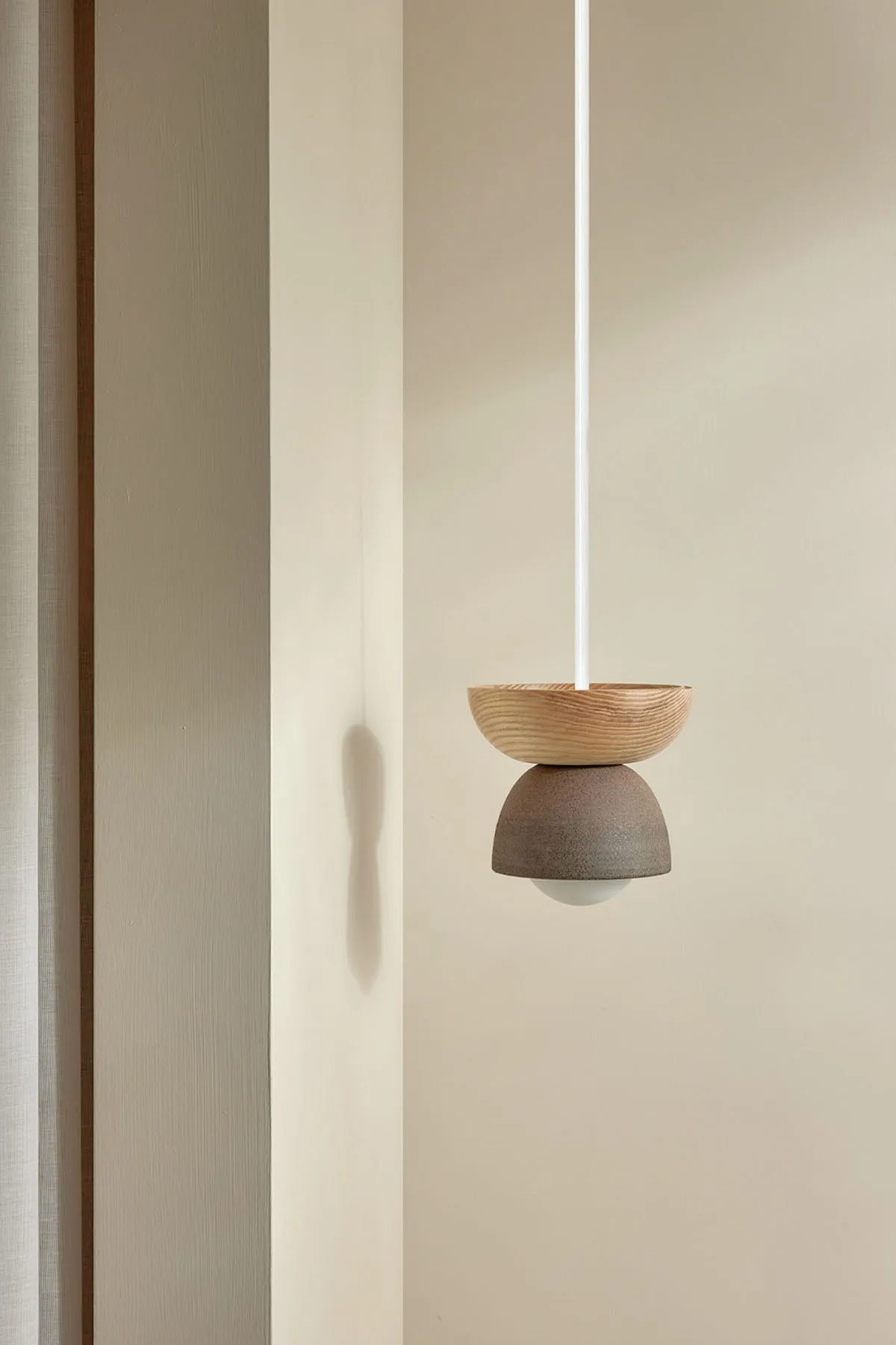 Terra 00 Pendant Light - Solid Rod