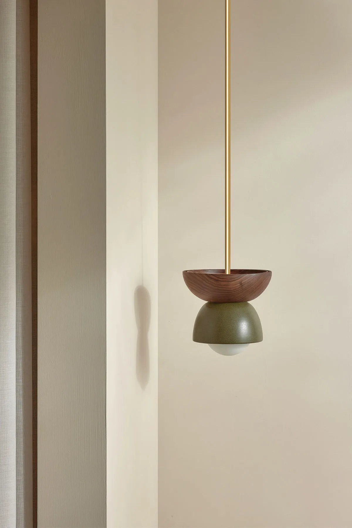 Terra 00 Pendant Light - Solid Rod