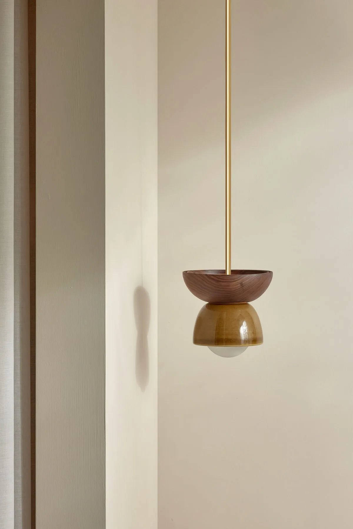 Terra 00 Pendant Light - Solid Rod