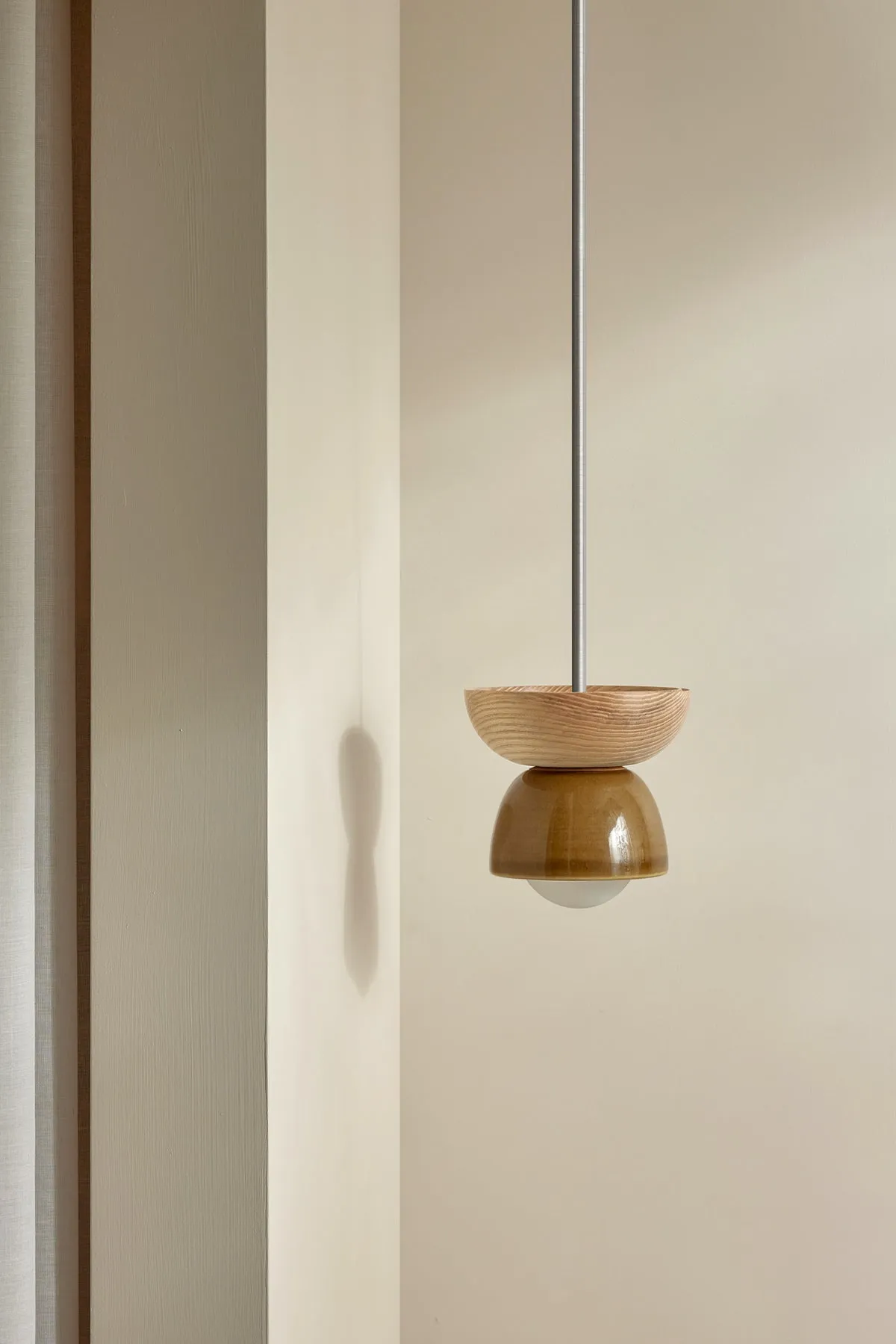 Terra 00 Pendant Light - Solid Rod