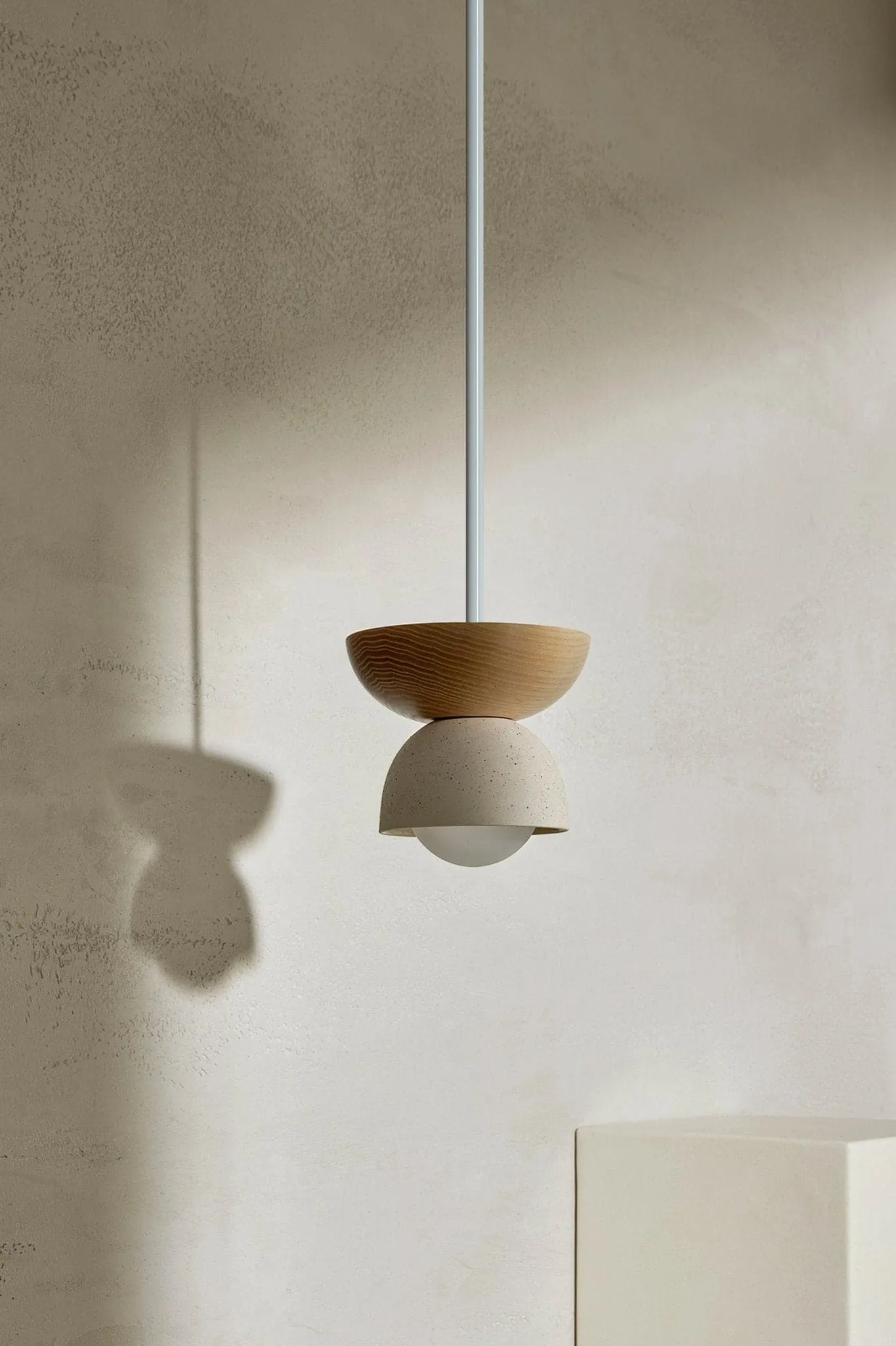 Terra 00 Pendant Light - Solid Rod