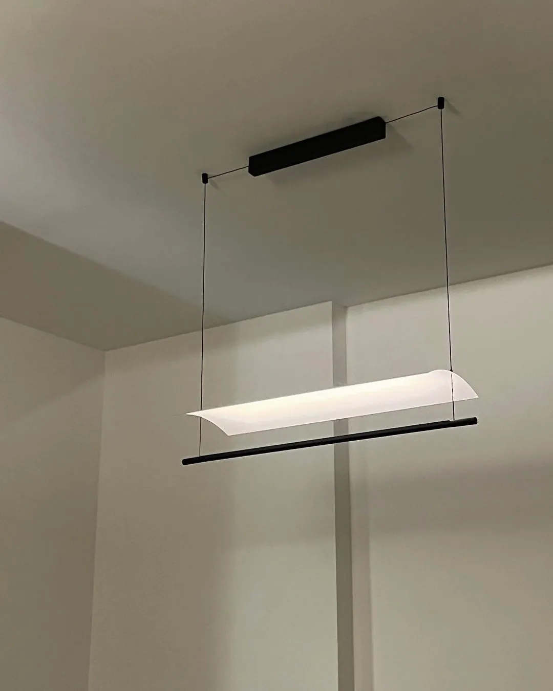 Thin Sheet Pendant light