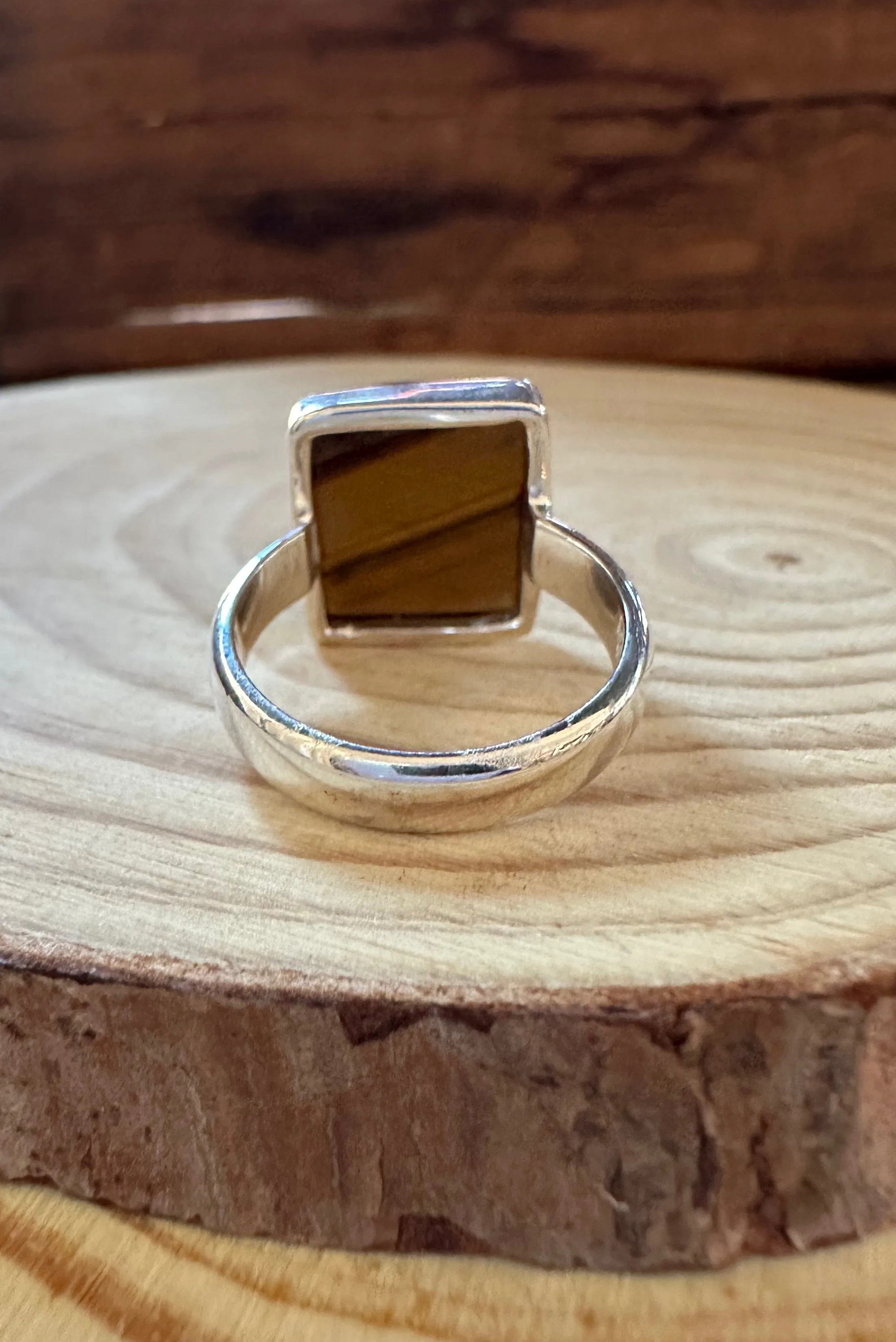 TIGER'S EYE and Silver Ring • Size 7