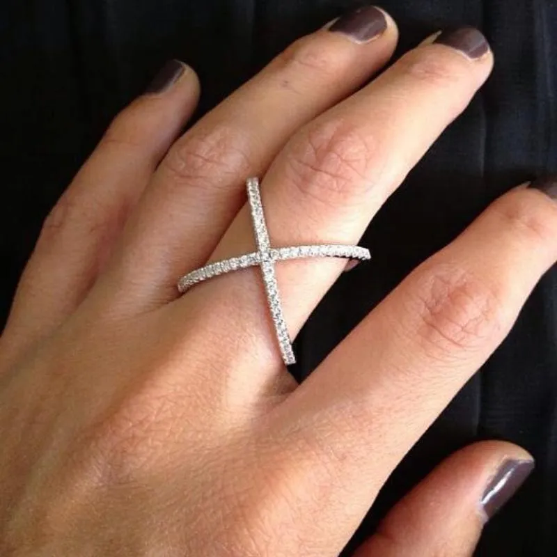 Zircon Filled Criss Cross Ring